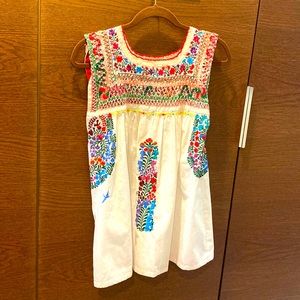Mi Golondrina Embroidered Tunic blouse size small excellent condition
